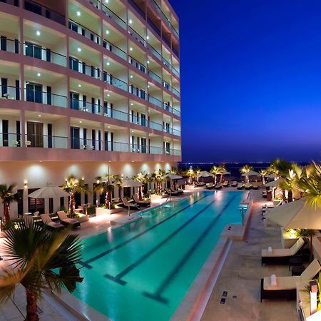Staybridge Suites Yas Island Abu Dhabi By Ihg Esterno foto