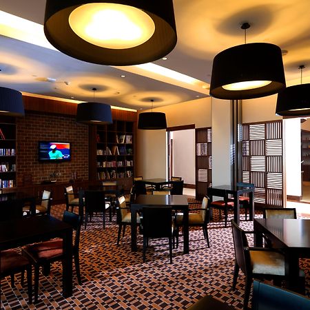 Staybridge Suites Yas Island Abu Dhabi By Ihg Esterno foto
