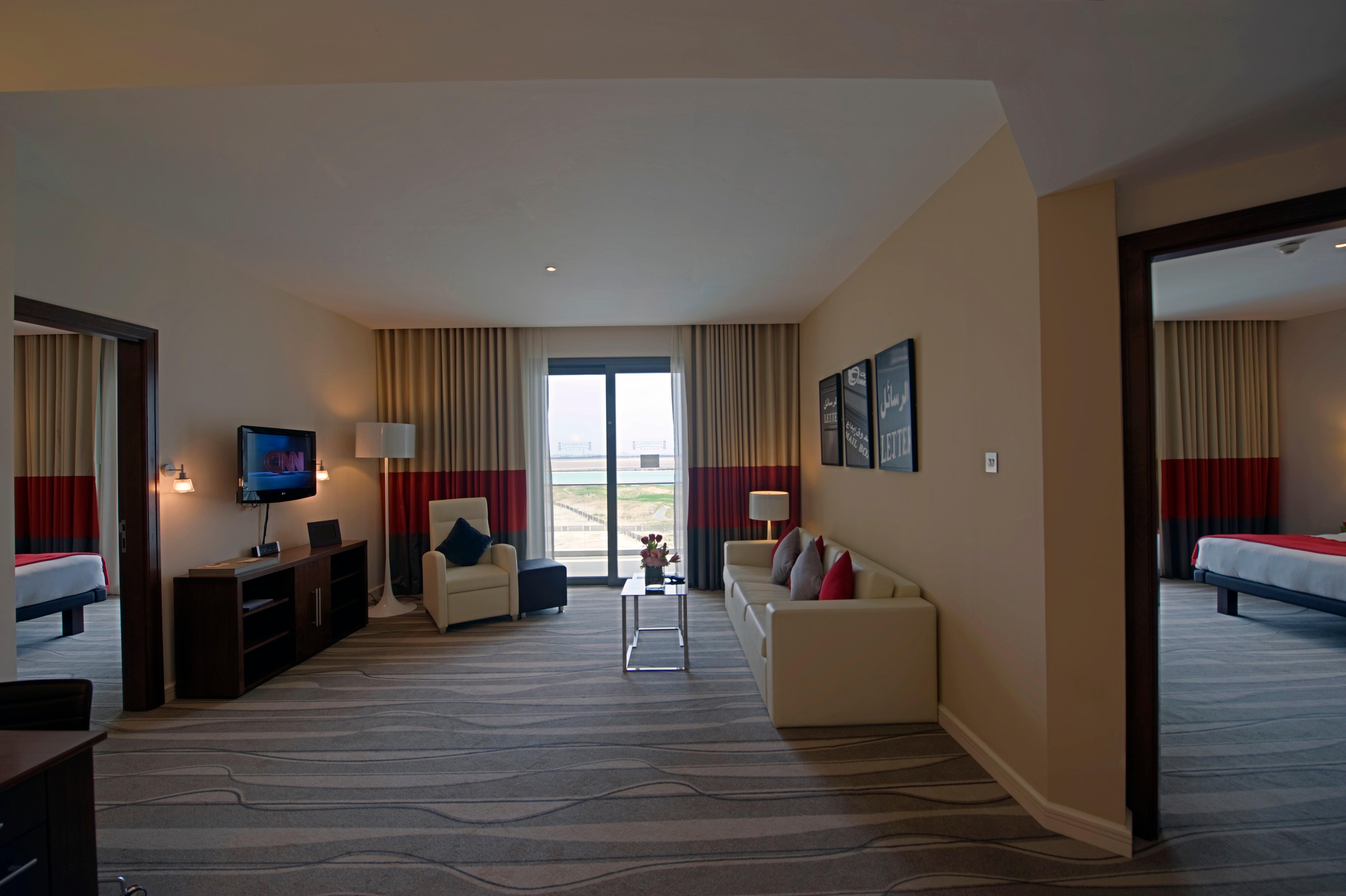 Staybridge Suites Yas Island Abu Dhabi By Ihg Esterno foto
